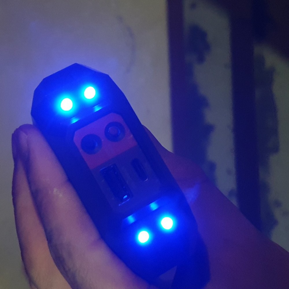스위스마운틴 캠핑 충전랜턴 5400mAh 구매 후기 이미지